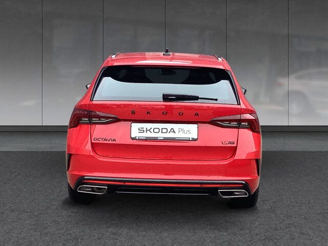 Skoda OCTAVIA COMBI TDI DSG RS - Samsaru's Car Outlet