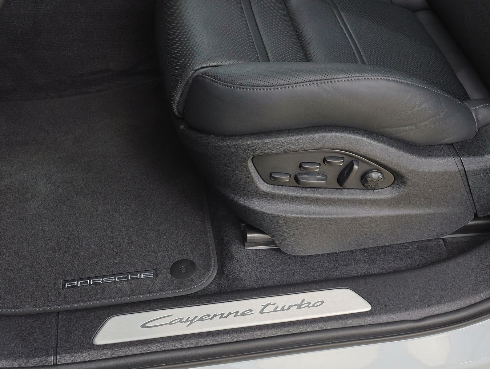 Porsche Cayenne Turbo E-Hybrid