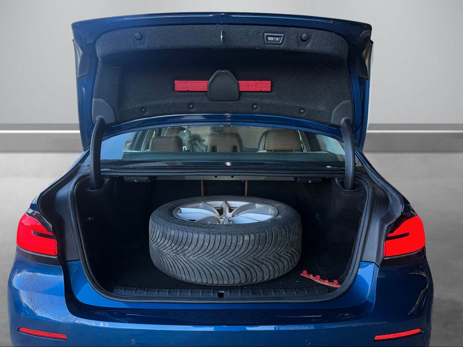 BMW 545 xDrive | M Sport | AHK | 360° | Leder | AHK