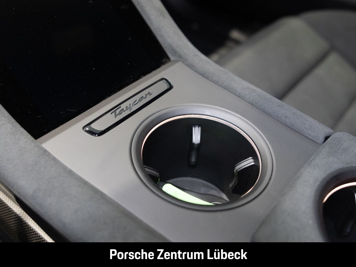 Porsche Taycan GTS InnoDrive HUD Soft-Close LED-Matrix