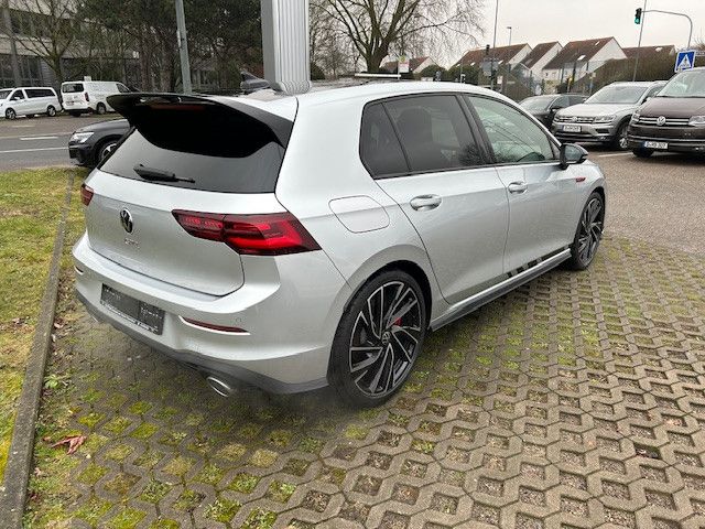 Volkswagen Golf VIII GTI Clubsport - Samsaru's Car Outlet