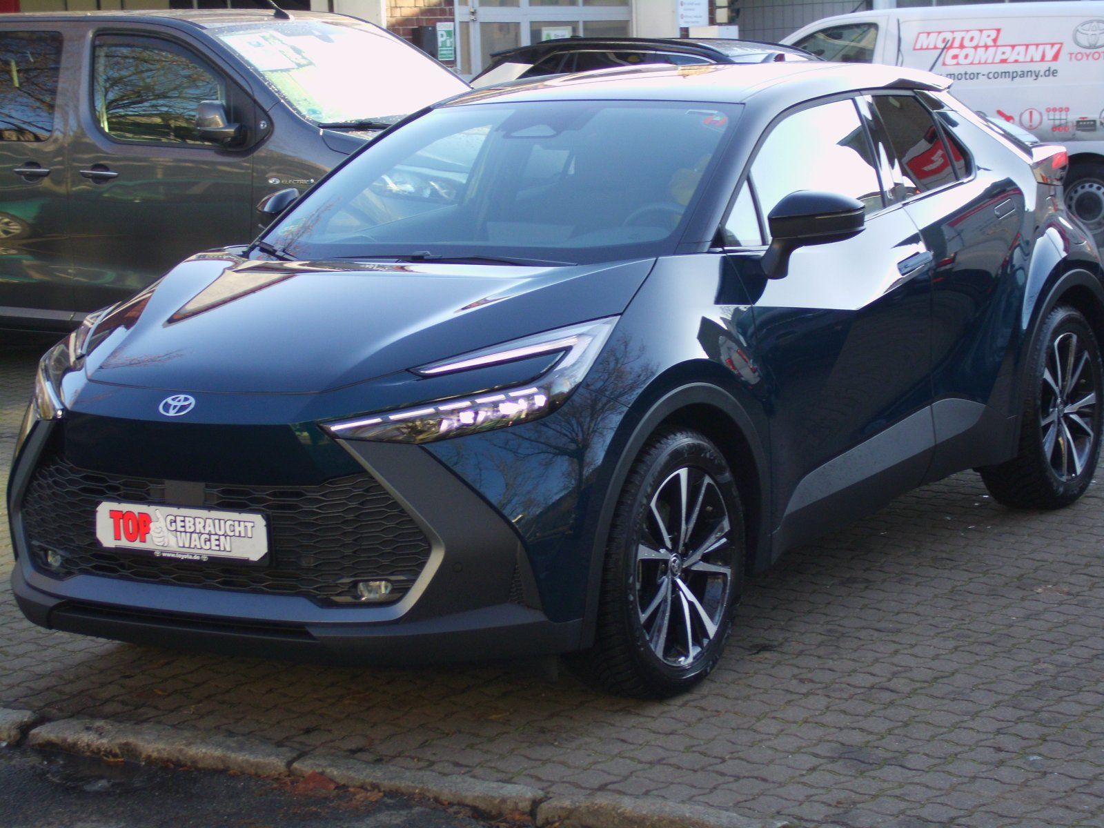 Toyota C-HR  Plug-In Hybrid FWD Team Deutschland