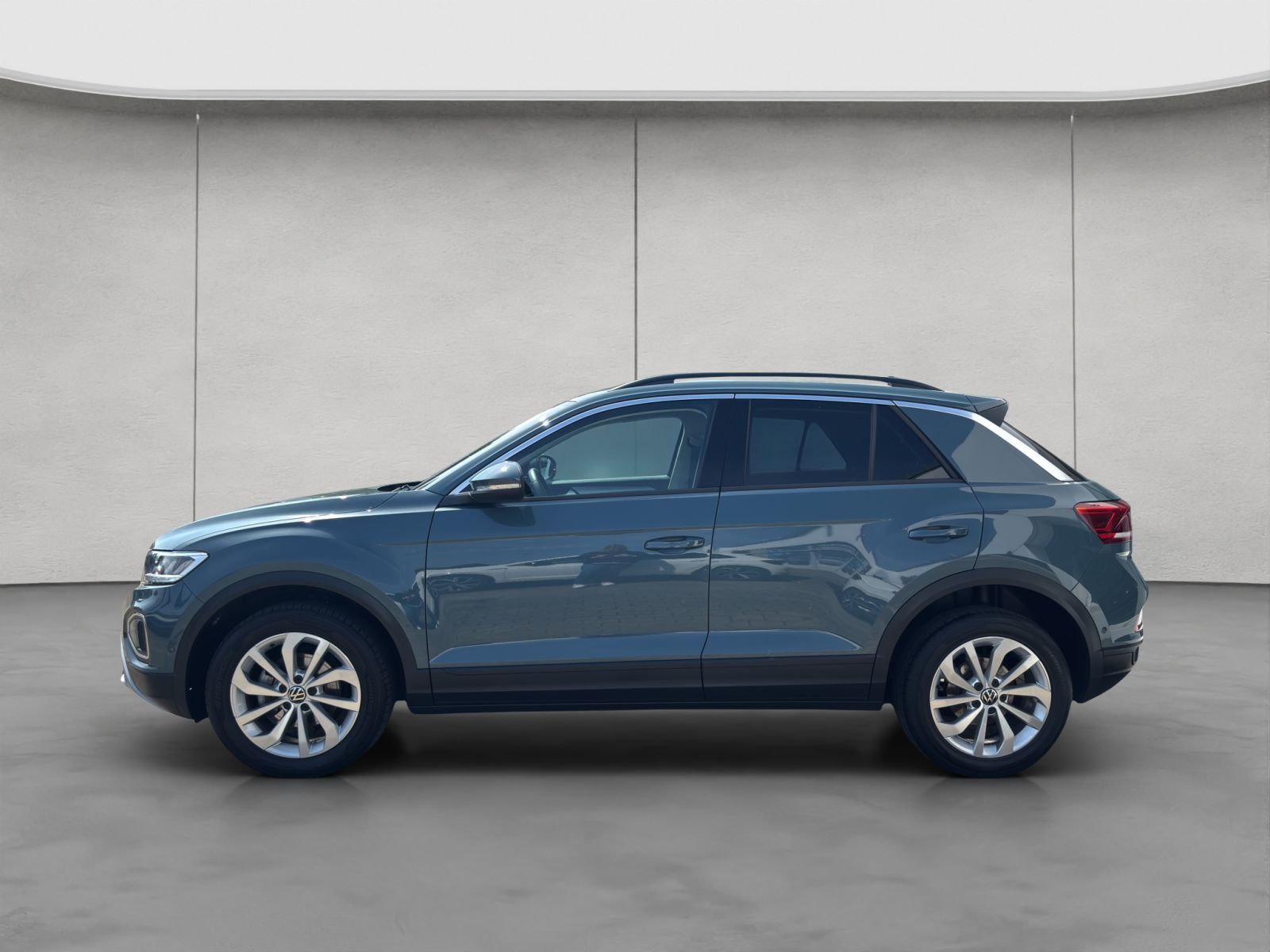 Volkswagen T-ROC Life 2.0 TDI - Samsaru's Car Outlet