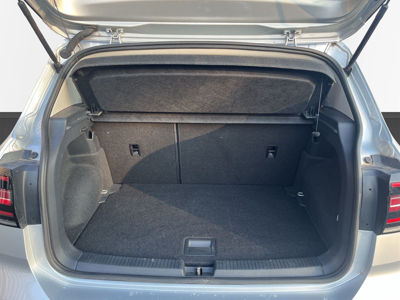 Volkswagen T-Cross United - Samsaru's Car Outlet