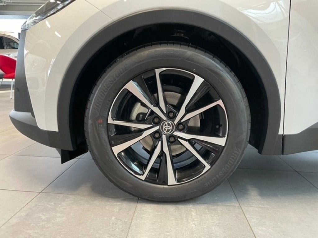 Toyota C-HR 1.8 Hybrid Teamplayer (AX2)