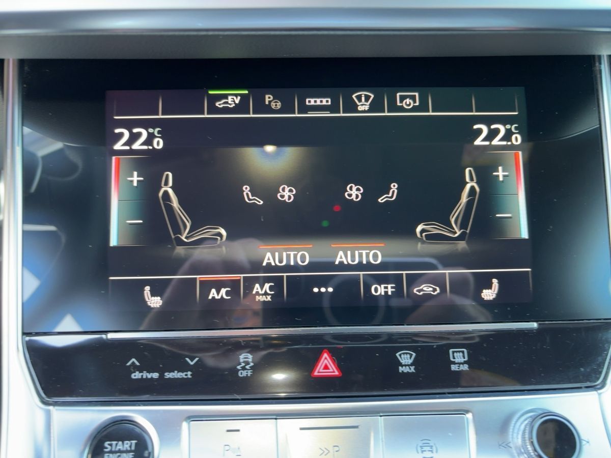 Audi A6 Avant 55 TFSI e Q. sport - Samsaru's Car Outlet