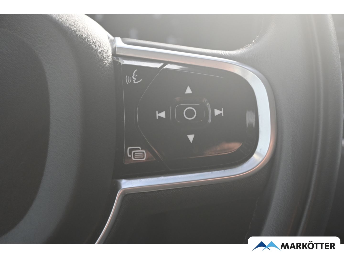 Volvo XC90 B5 AWD Momentum Pro/AHK/ACC/H&K/LenkradH/20