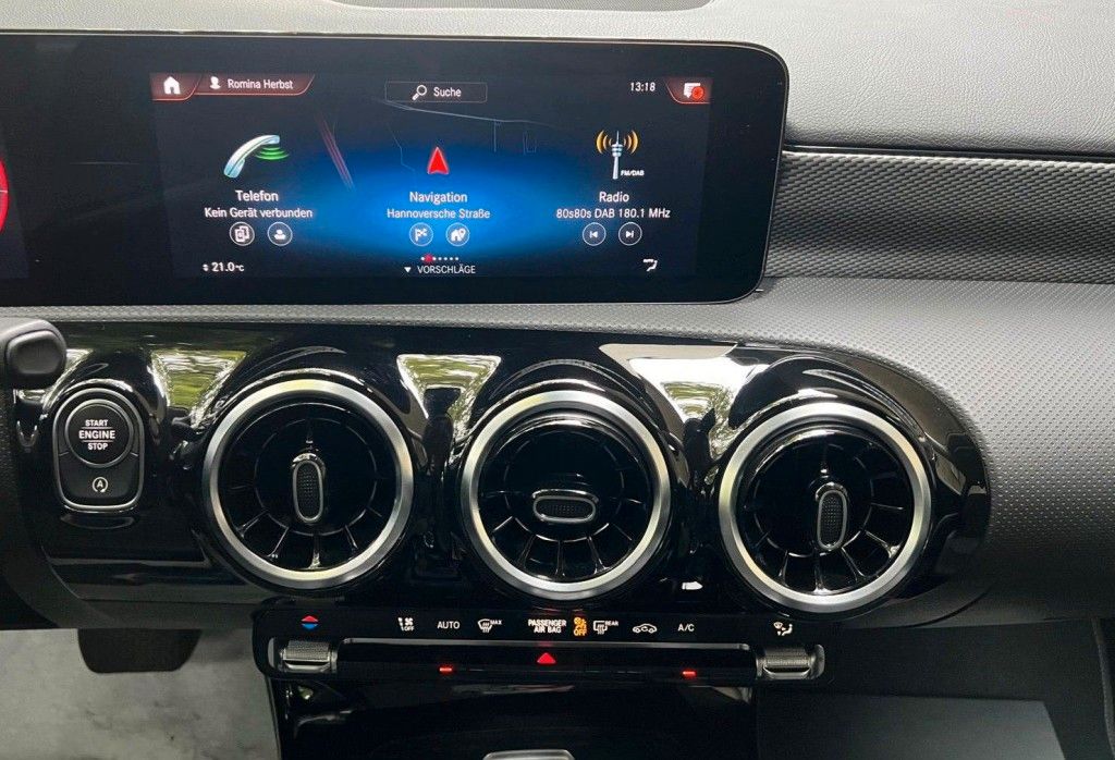 Mercedes-Benz A 200 4Matic - Samsaru's Car Outlet
