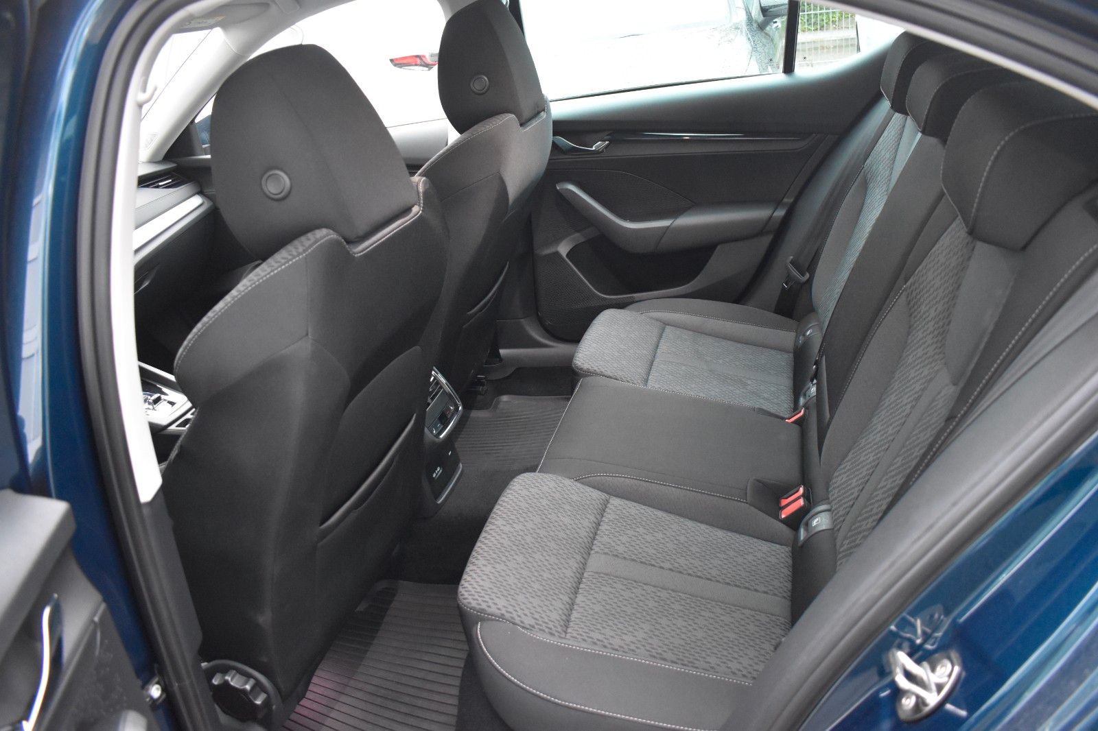 Skoda Octavia Lim. Clever*AHK*LED*VIRTUAL*KAMERA*NAVI