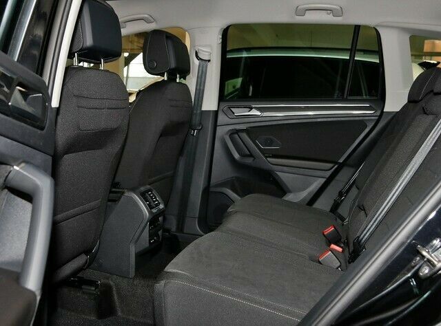 Volkswagen Tiguan  eHybrid TSI DSG Elegance AHK Matrix Pano