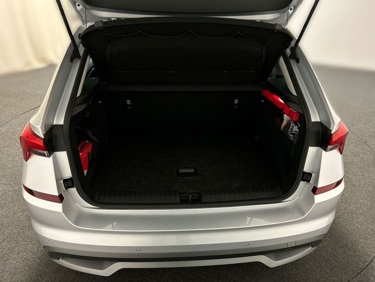 Skoda Kamiq 1.0 TSI Tour - Samsaru's Car Outlet