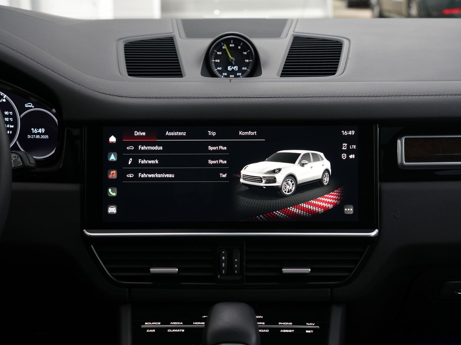 Porsche E-Hybrid MY24-INNODRIVE-ACC-LUFTF.-PANO-BOSE-RS
