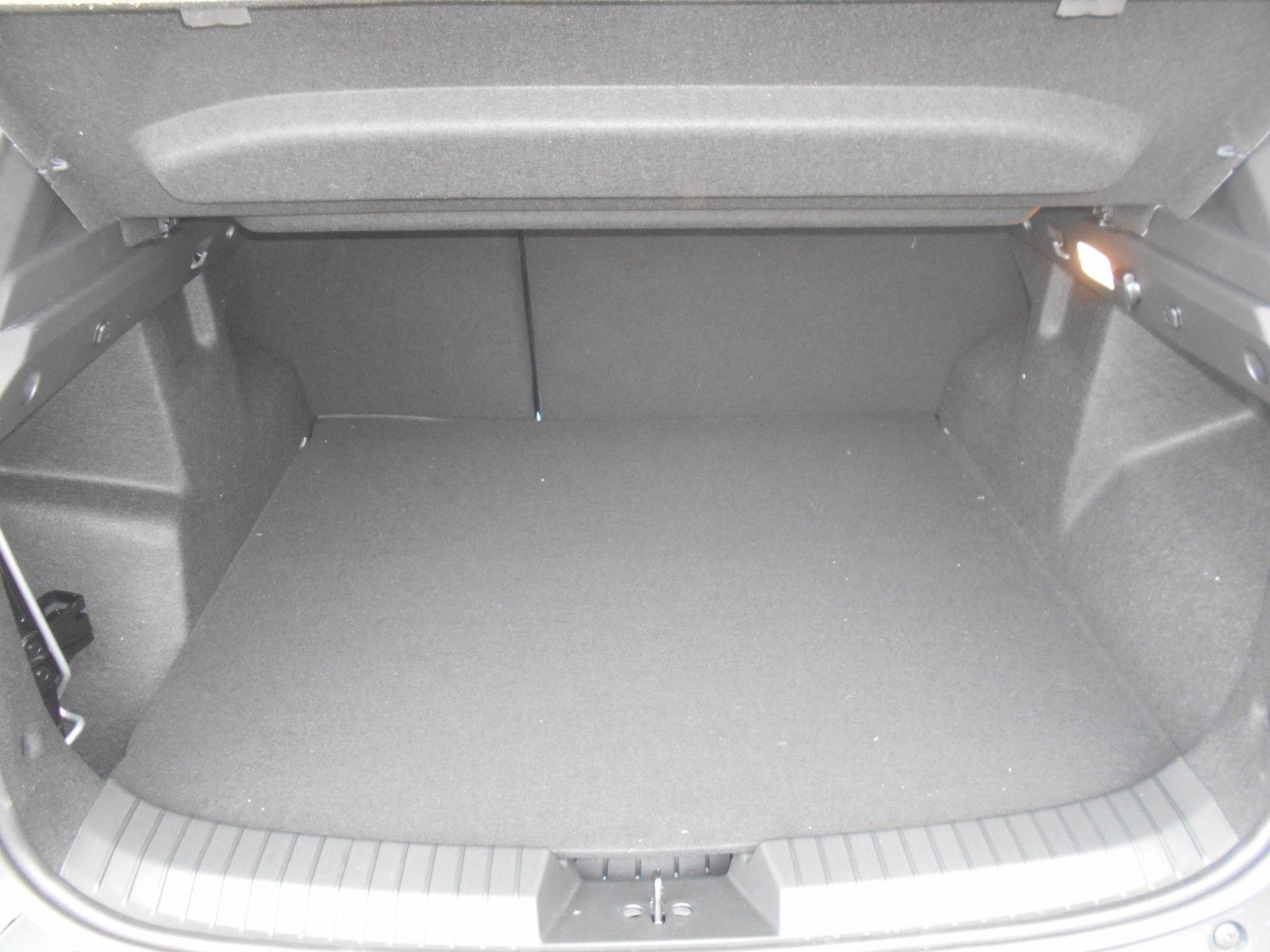 Dacia Duster III TCe 130 Expression 4x4 - Samsaru's Car Outlet