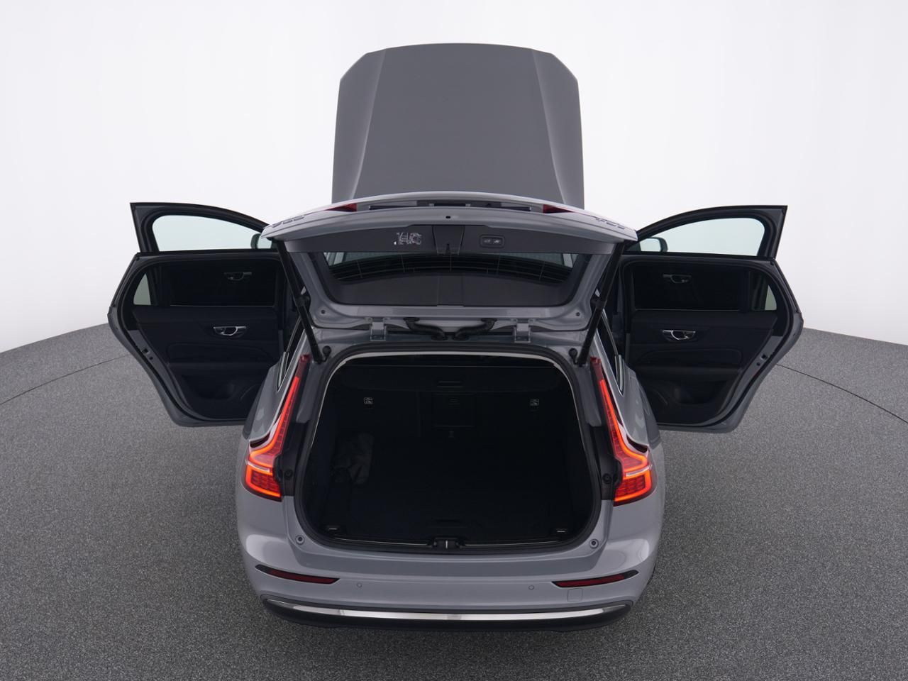 Volvo V60 T6 Recharge AWD PlusBright+19'+AHK+HKSound