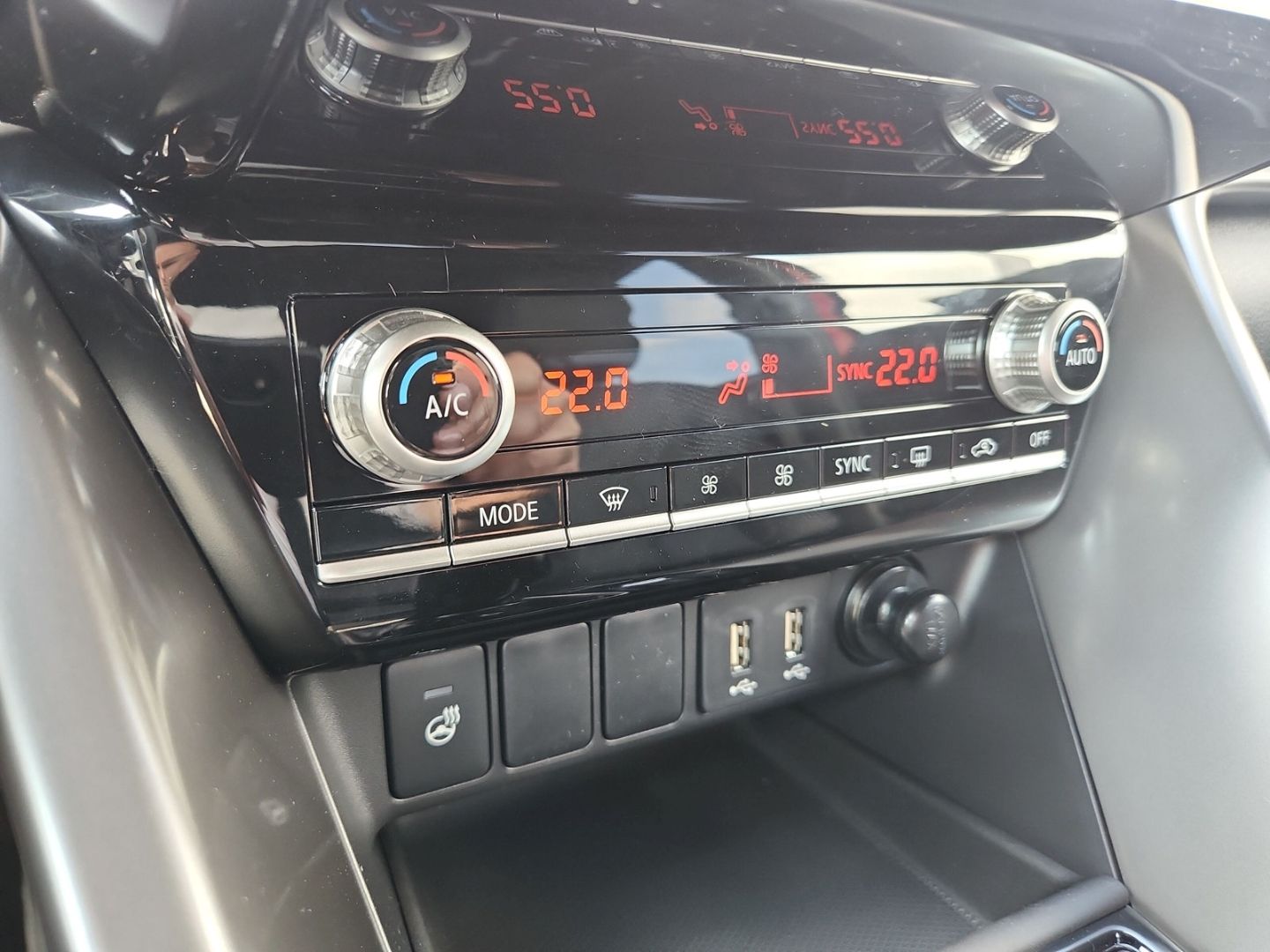 Mitsubishi Eclipse Cross Plug-In Hybrid Select Black Garant