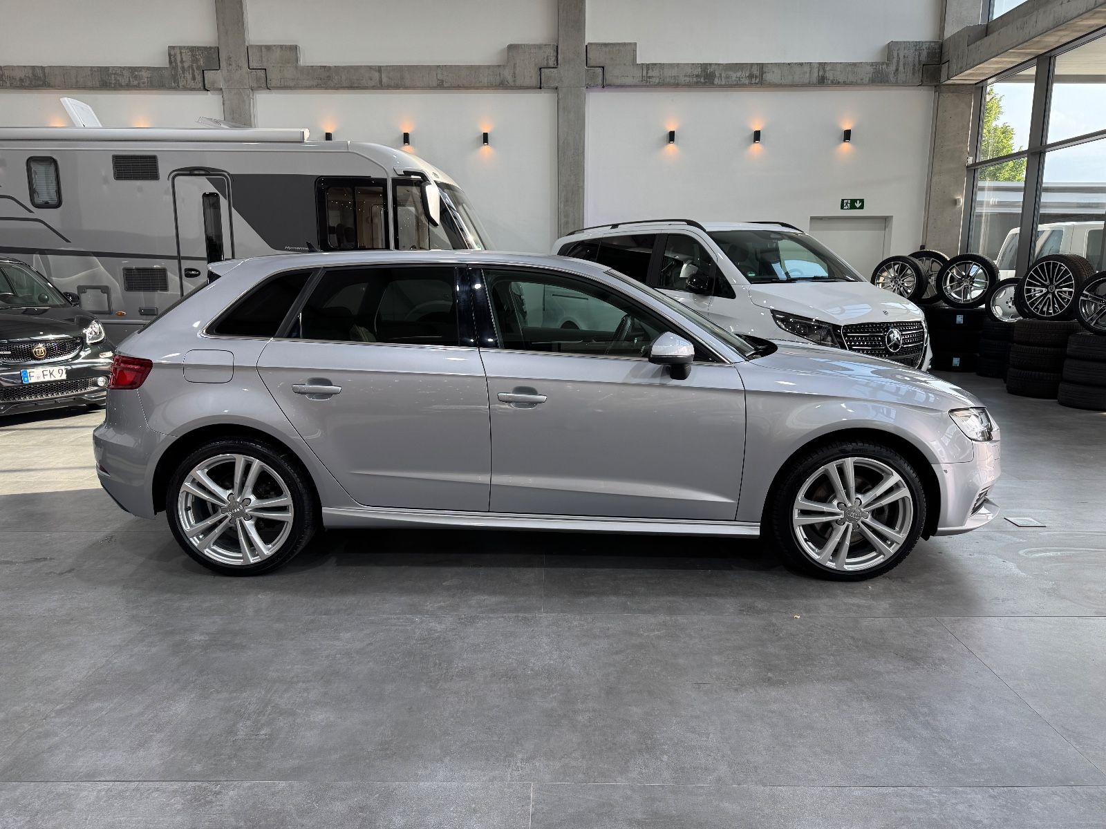 Audi A3 Sportback 40 e-tron sport - Samsaru's Car Outlet