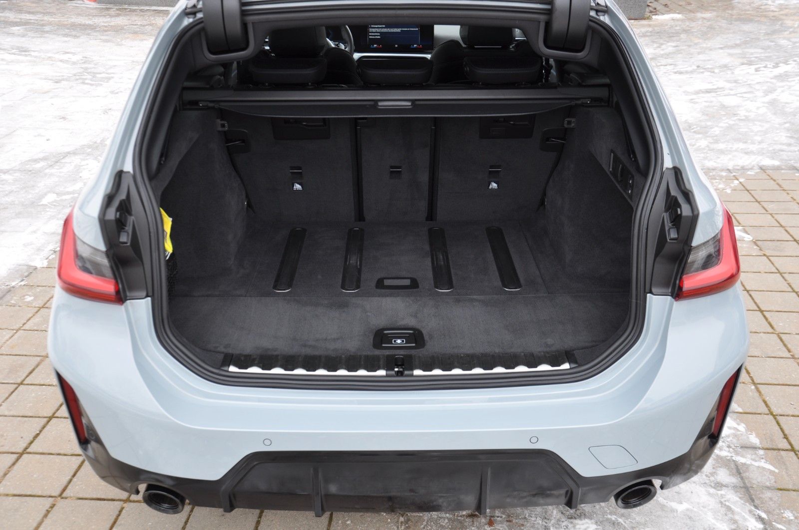 BMW 320 d Touring xDrive M Sport STANDH-PANO-CARBON