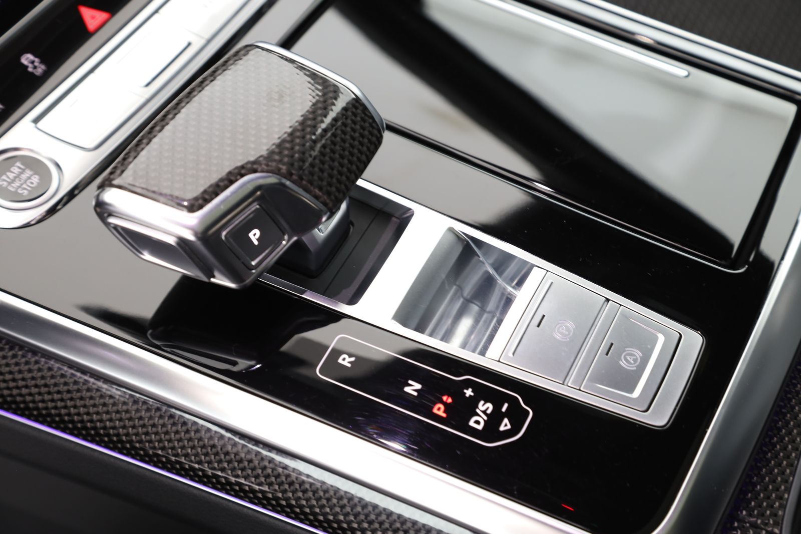 Audi Q7 45 TDI quattro S line competition plus AHK