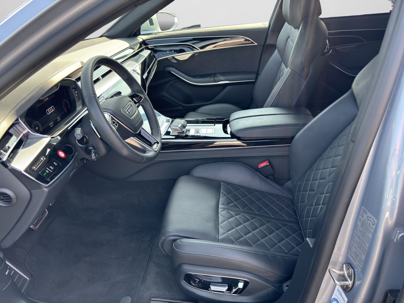 Audi A8 50 TDI quattro S line - Samsaru's Car Outlet