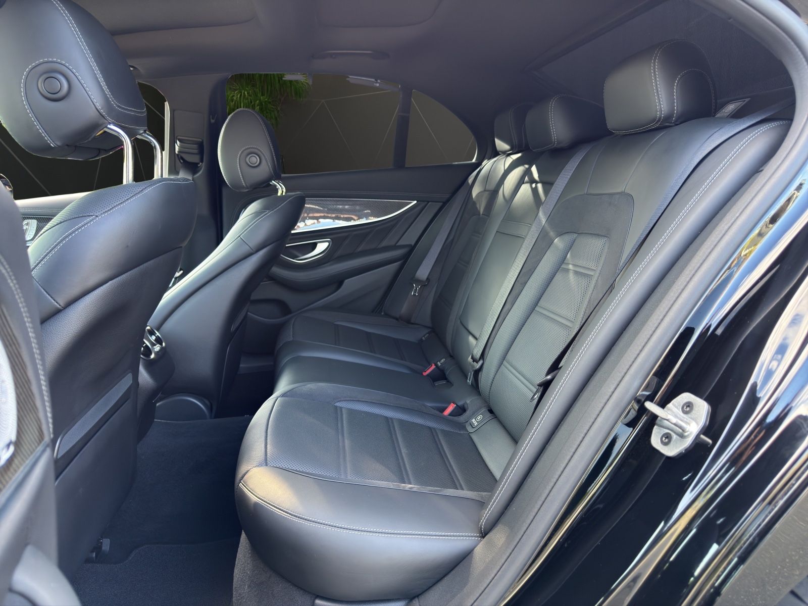 Mercedes-Benz E 53 AMG 4Matic+ AMG Performance - Samsaru's Car Outlet