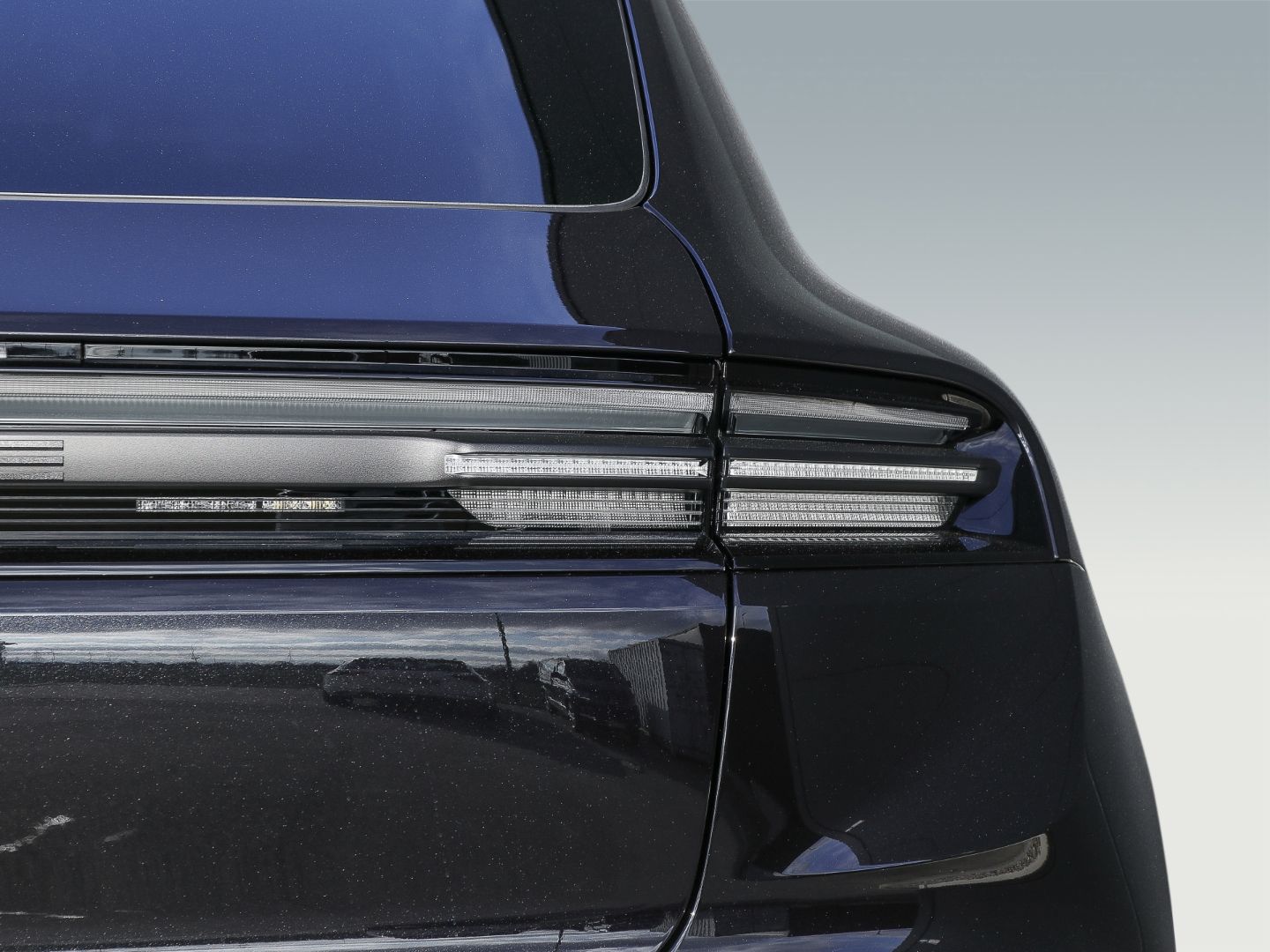 Porsche Macan 4S Surround-View LED-Matrix Abstandstempom