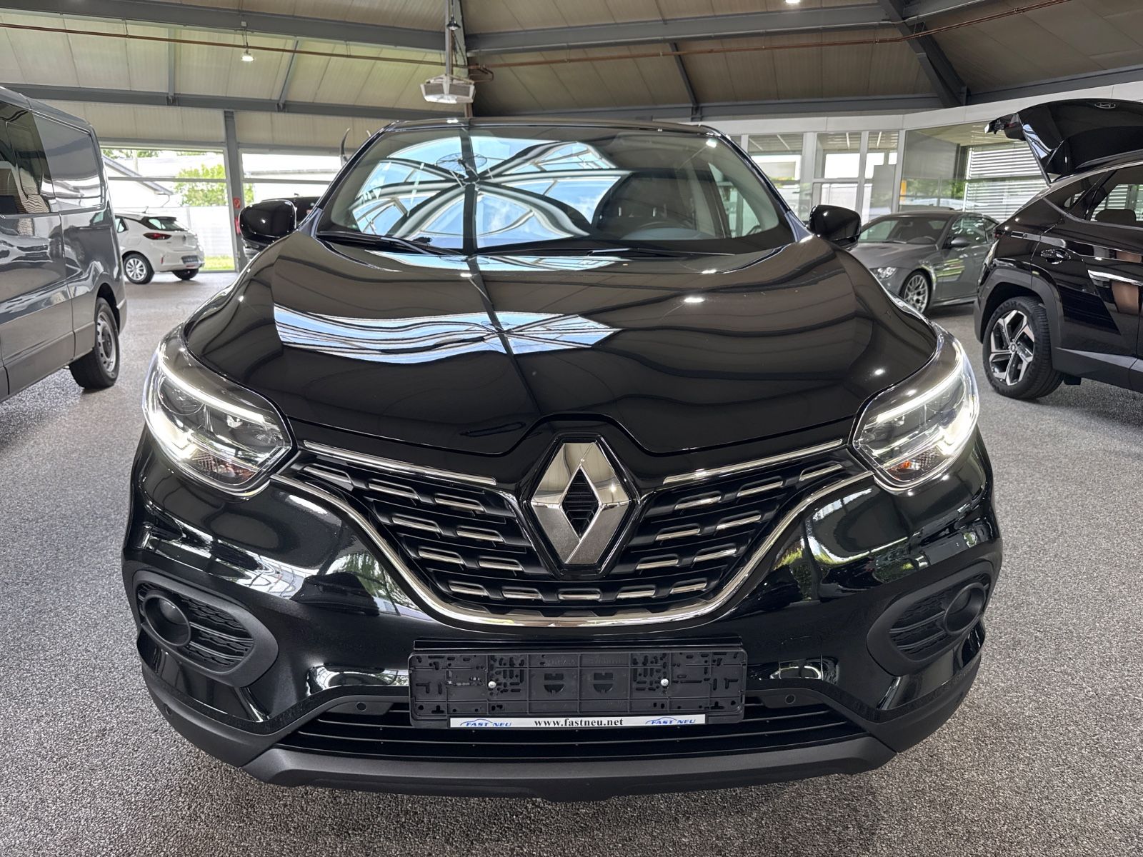 Renault Kadjar TCe 140 Aut.Business Edition - Samsaru's Car Outlet