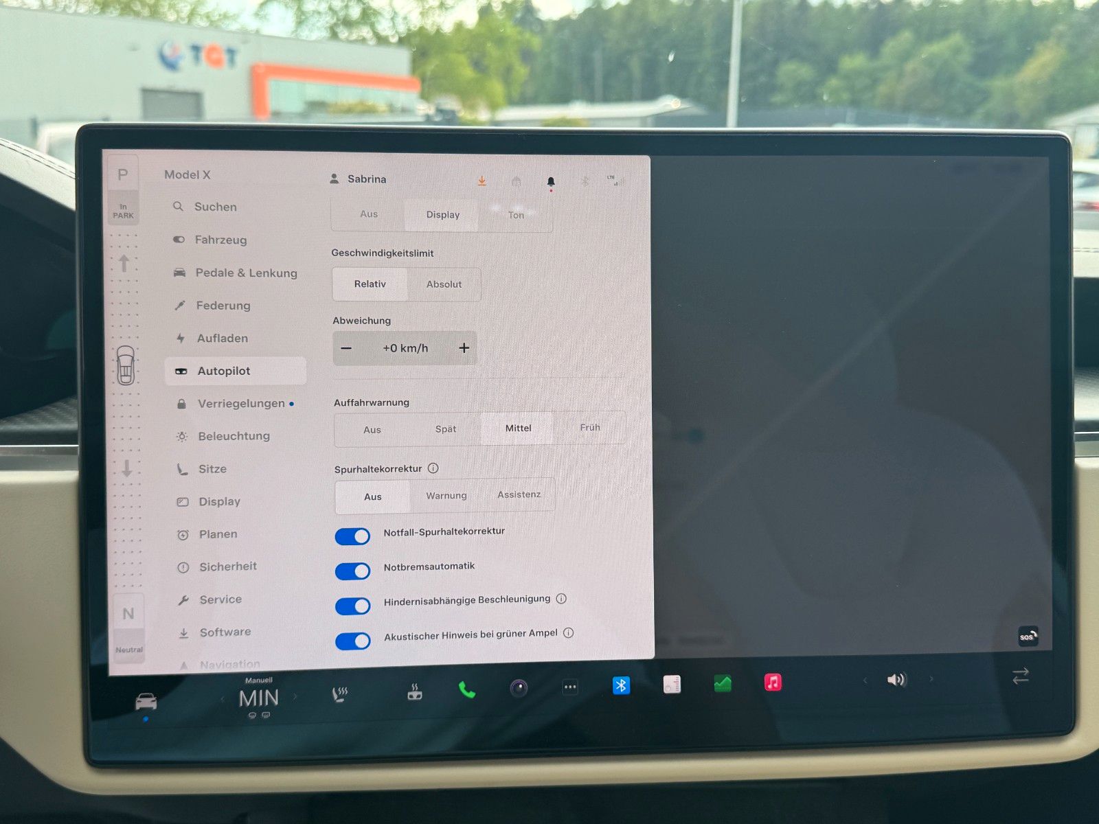 Tesla MODEL X PLAID | HARWARE 4 | 6SEAT | MATRIX LED