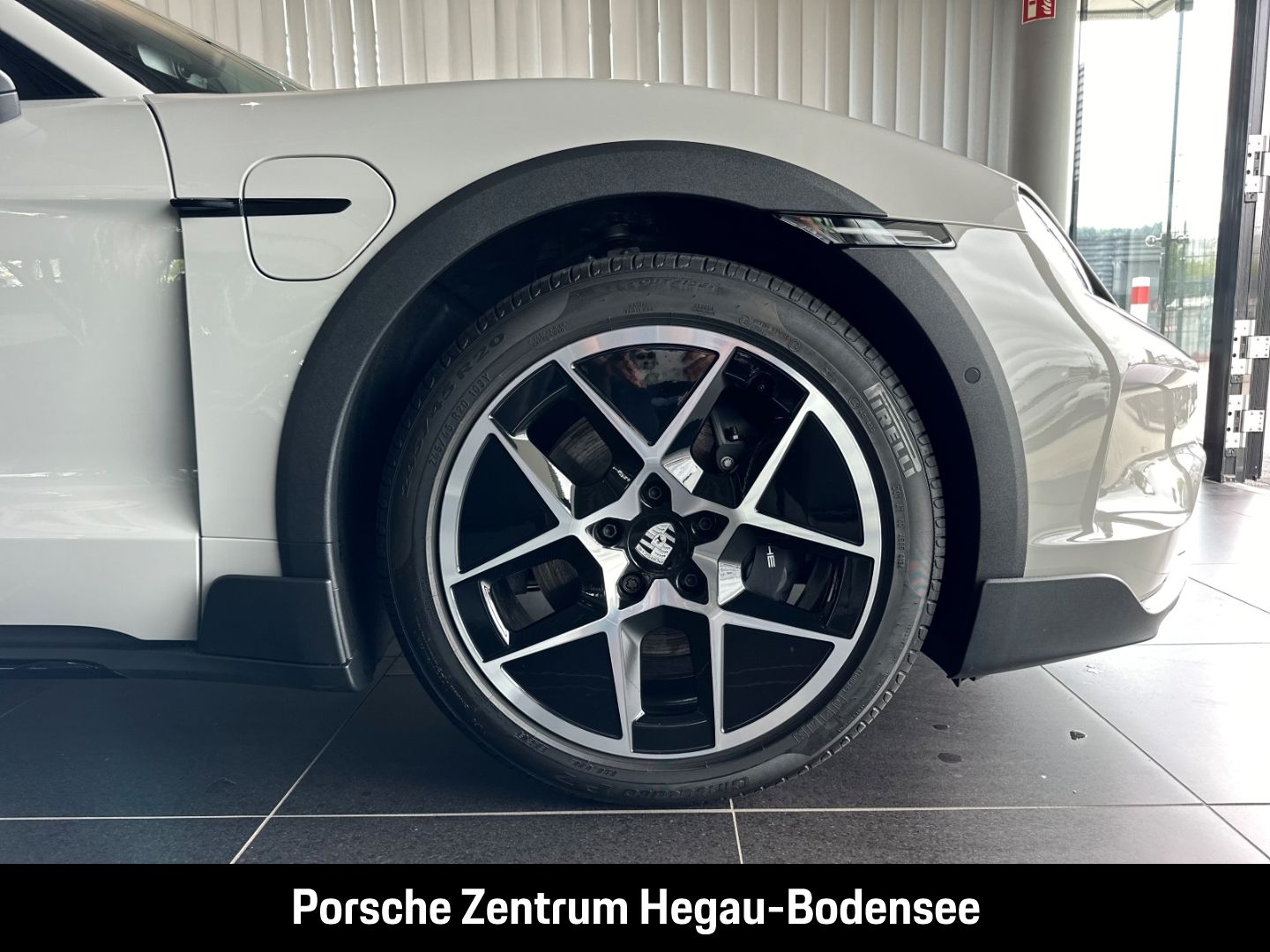 Porsche Taycan 4 Cross Turismo/Offroad Design Paket/LED/