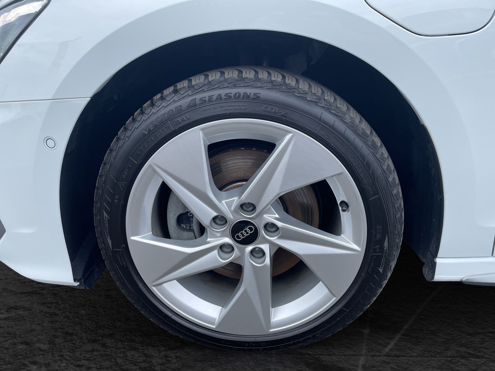 Audi A3 Sportback 40 TFSI e S tronic S line - Samsaru's Car Outlet