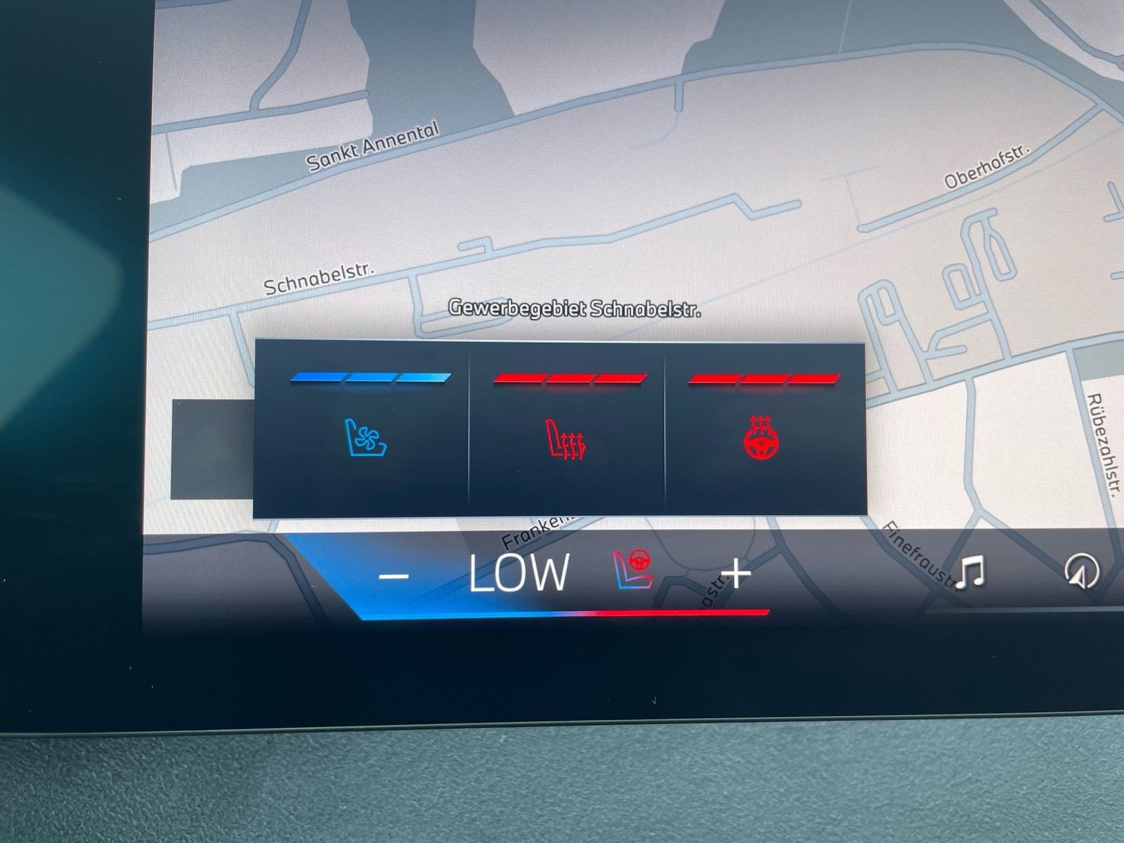 BMW iX xDrive60 M Sport Pro || Pano AHK Autobahnass