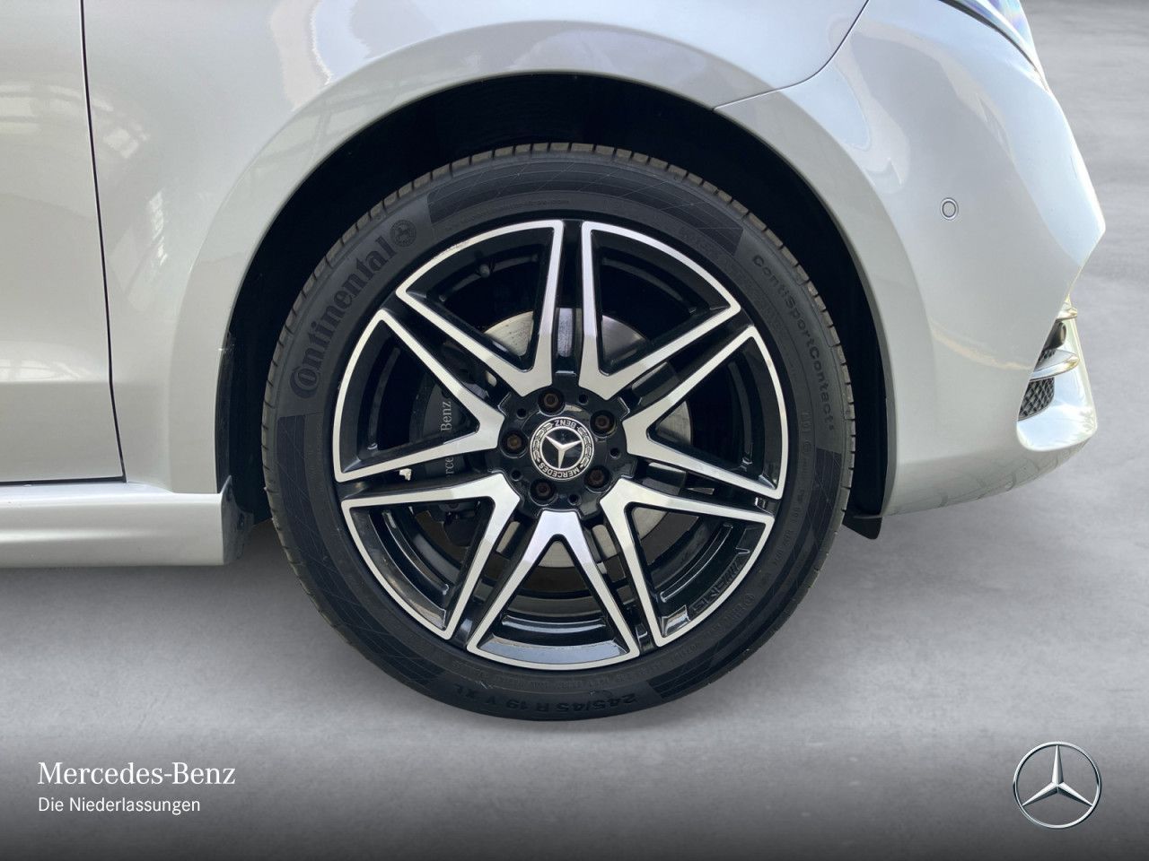 Mercedes-Benz V 300 d EXCLUSIVE EDITION - Samsaru's Car Outlet