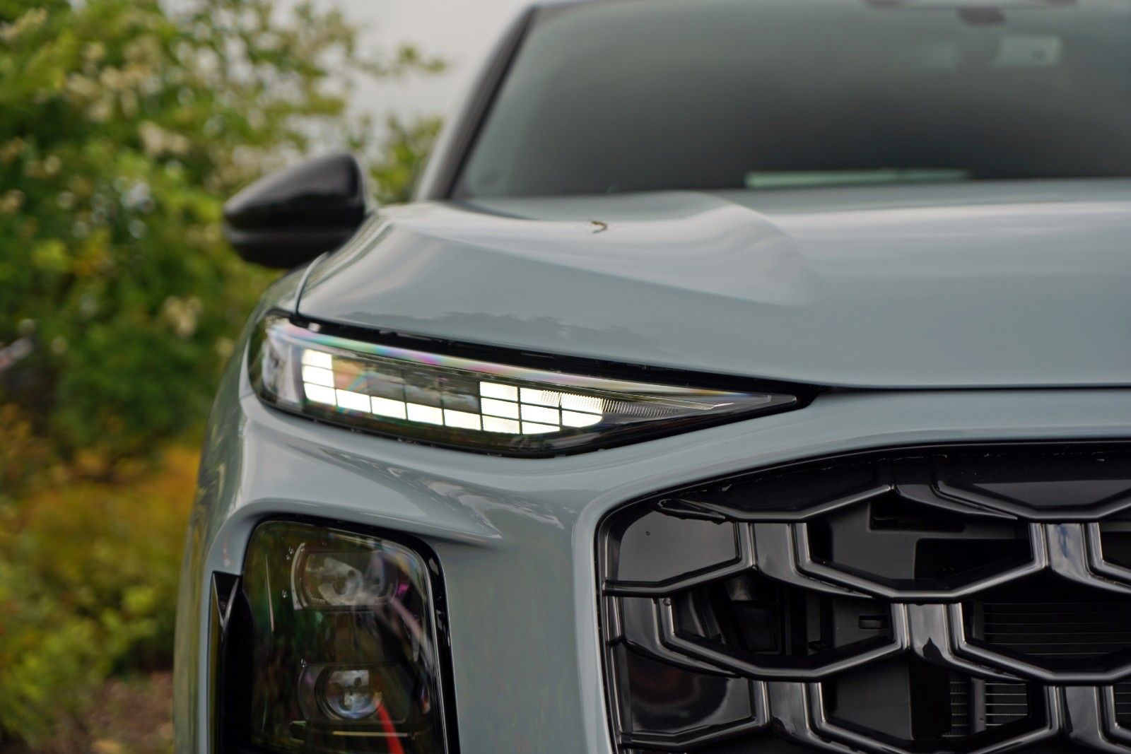 Audi Q3 SUV e-hybrid AHK S-LINE PANO TECH PRO MATRIX