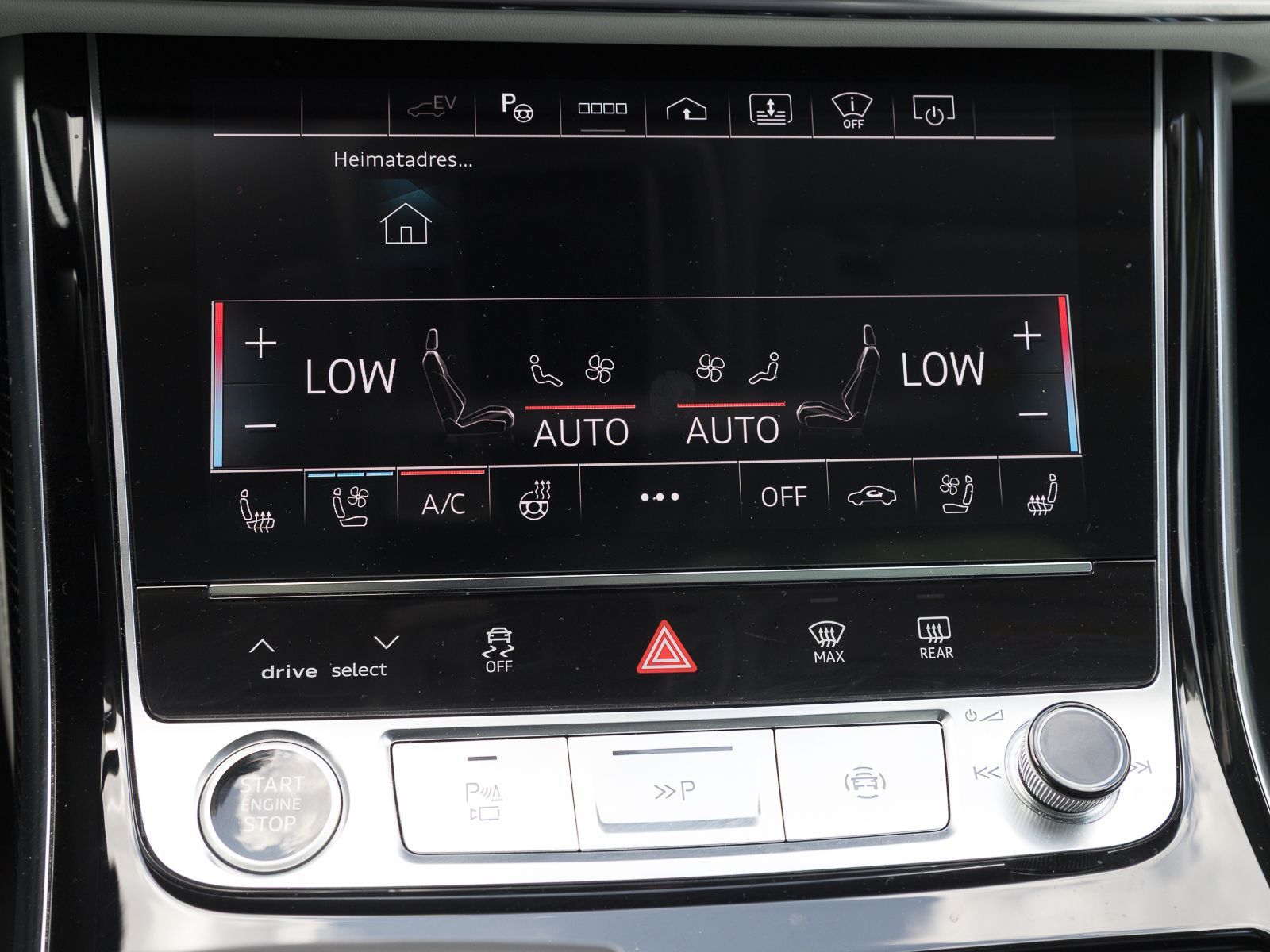 Audi A8 lang 60 TFSIe Q 2x S LINE - Samsaru's Car Outlet