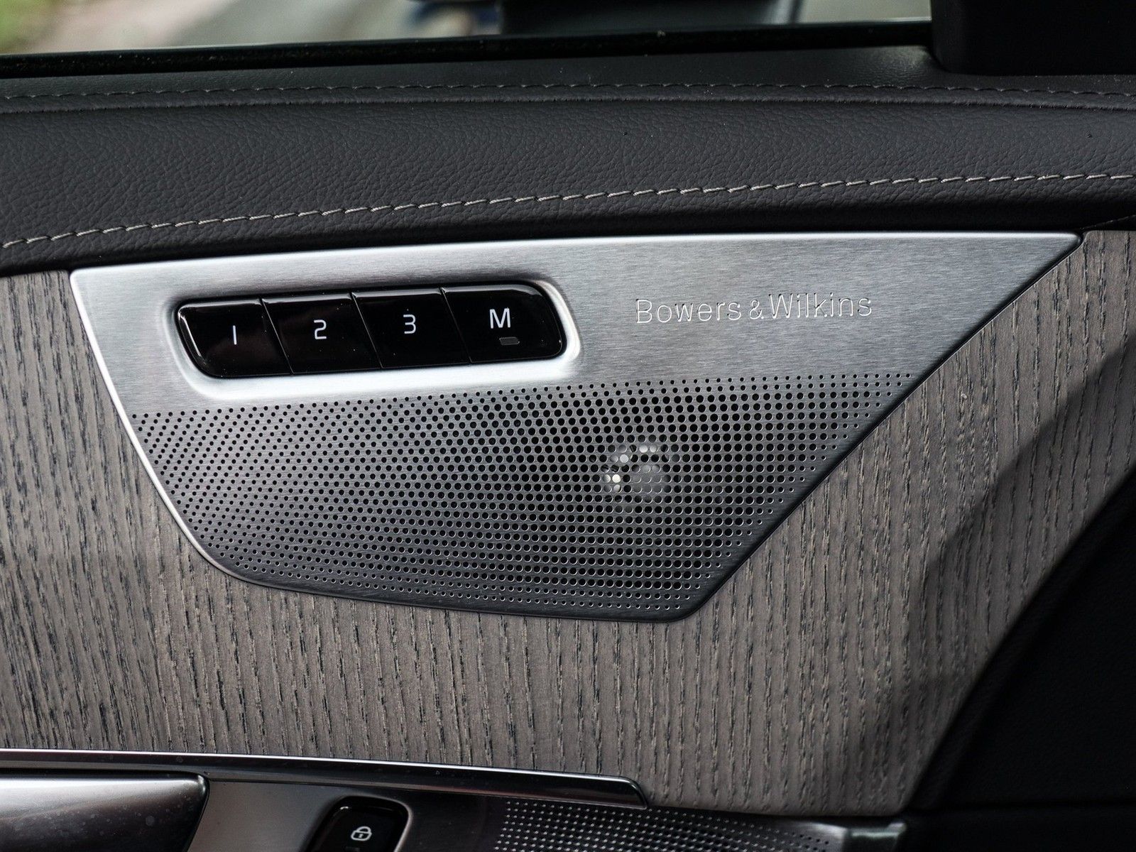 Volvo XC90 T8 Recharge AWD Ultra Dark NP:105.110,-//MA