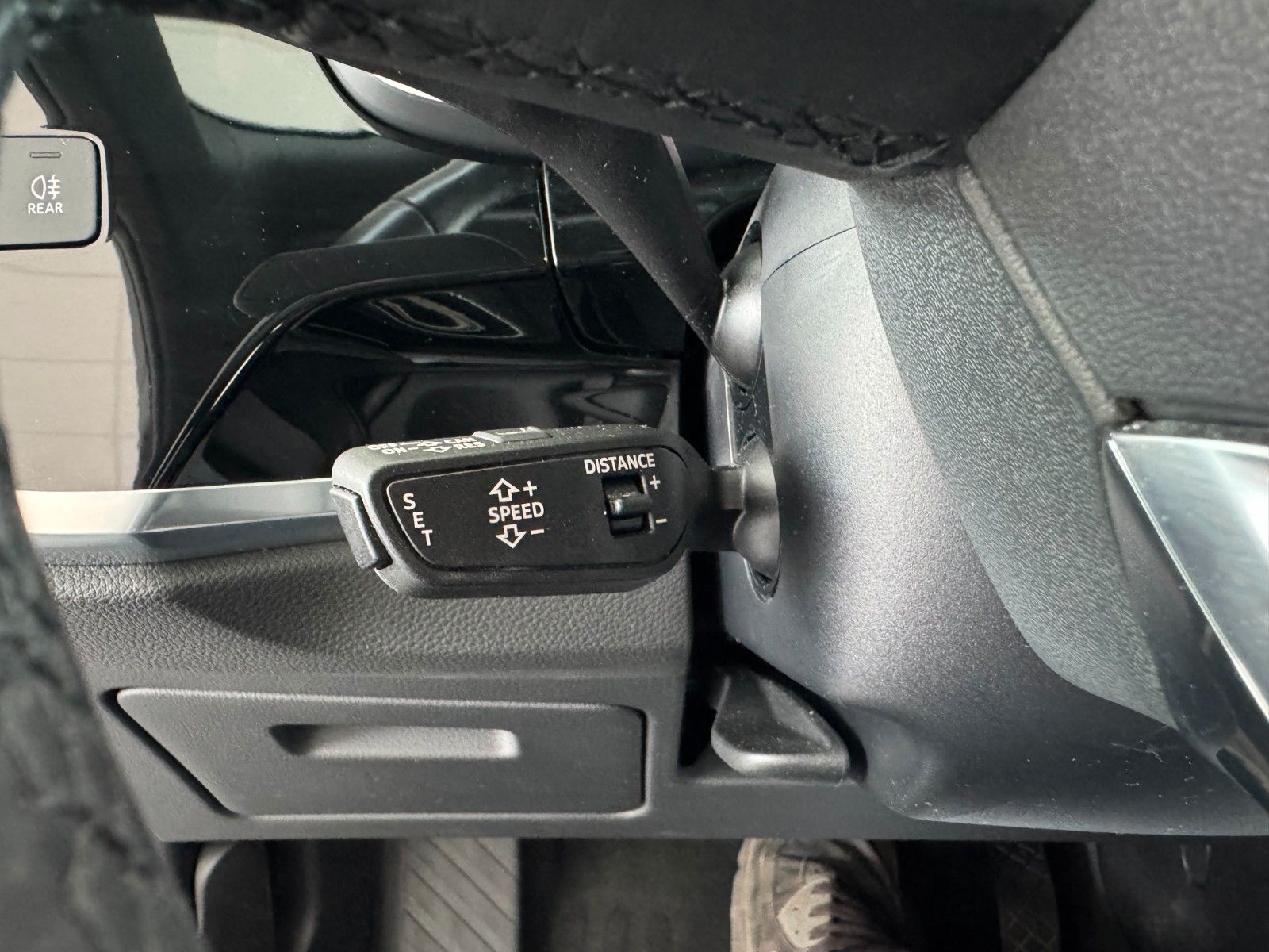 Audi Q3 45TFSI qu S tronic - Samsaru's Car Outlet