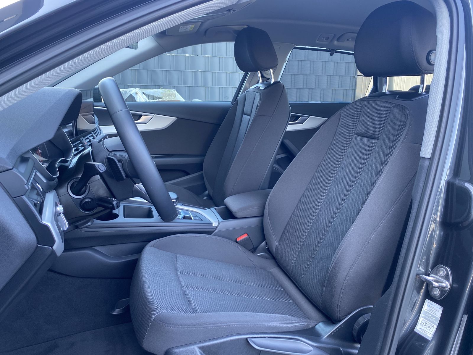 Audi A4 Avant 35 TDI Advanced - Samsaru's Car Outlet