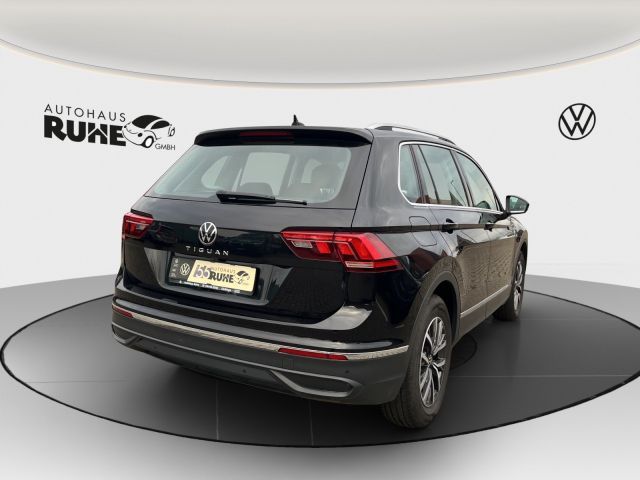 Volkswagen Tiguan Life 1.5 TSI - Samsaru's Car Outlet