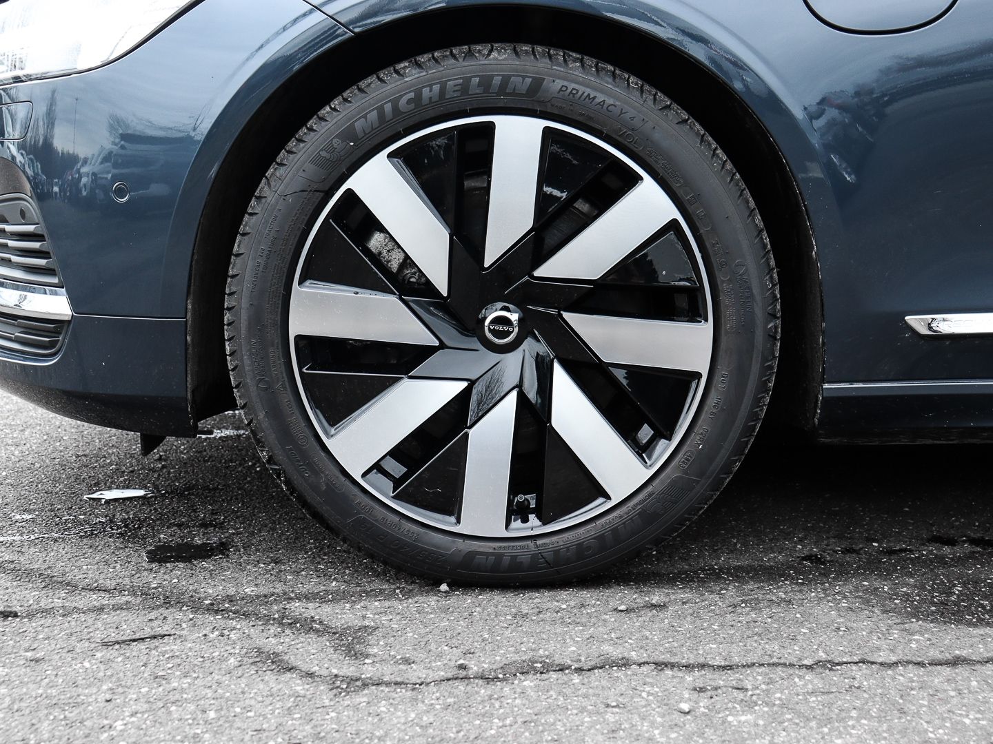 Volvo S90 Ultimate Bright Recharge Plug-In Hybrid AWD