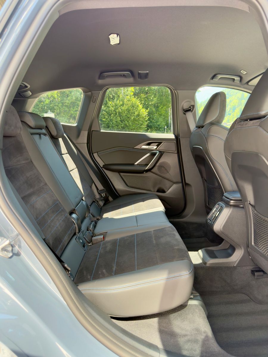 BMW X1 xDrive 23d M Sport - Samsaru's Car Outlet