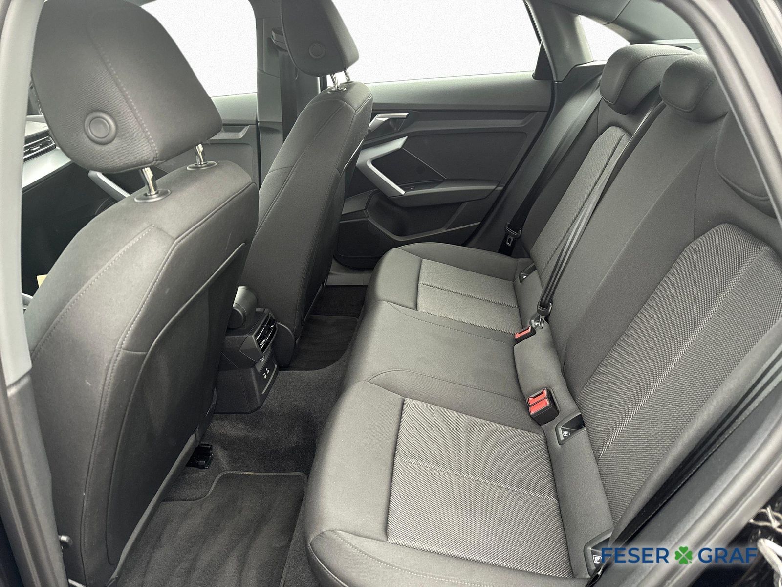 Audi A3 Limousine 30 TFSI S tronic-LED-Virtual-Car Pl