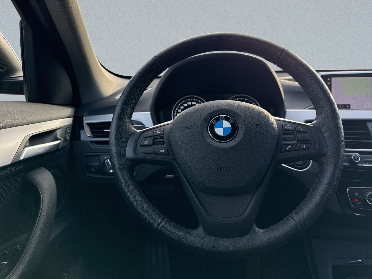 BMW X1 xDr20i Advant - Samsaru's Car Outlet