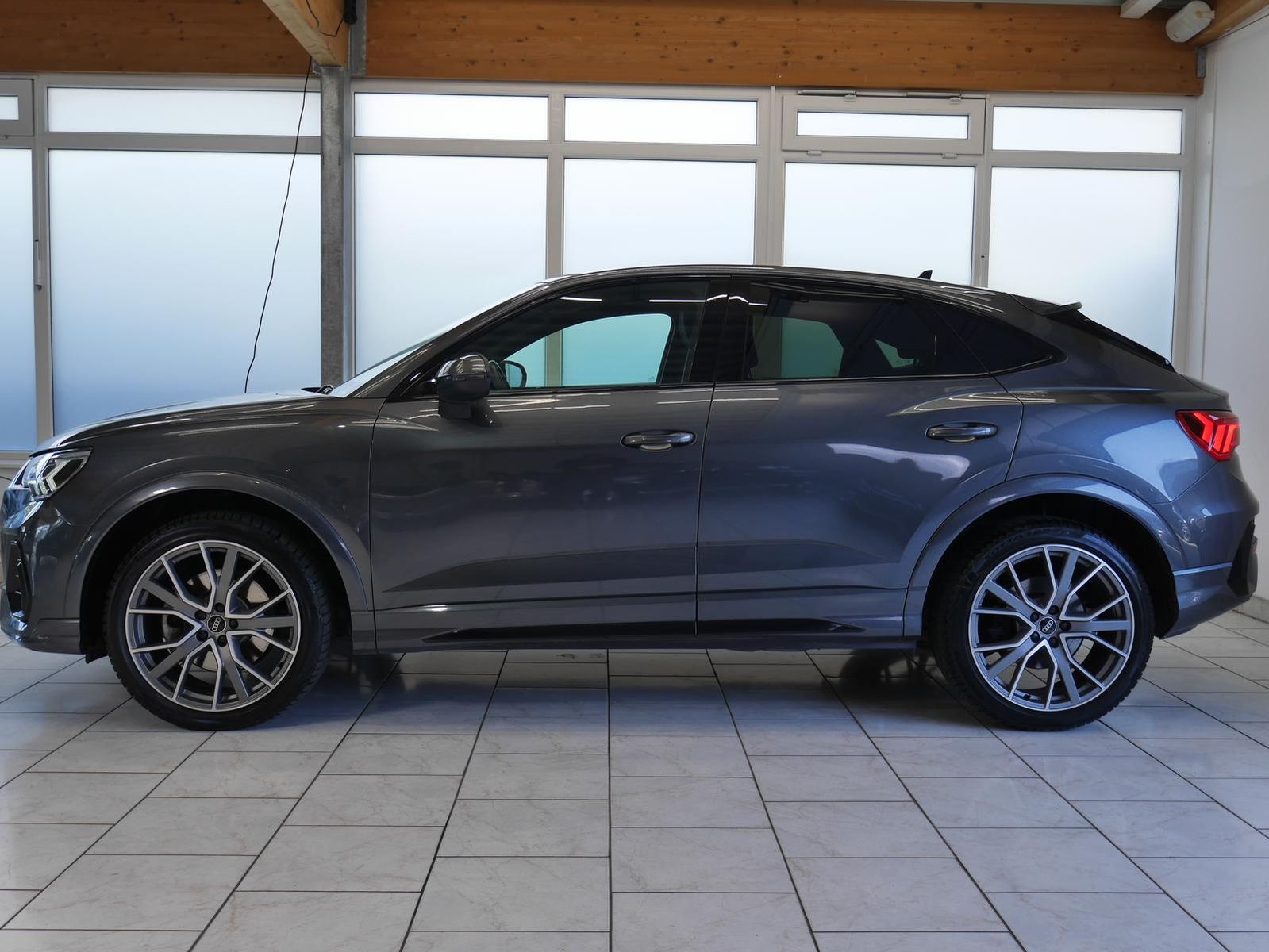 Audi Q3 Sportback 40TDI S Line - Samsaru's Car Outlet