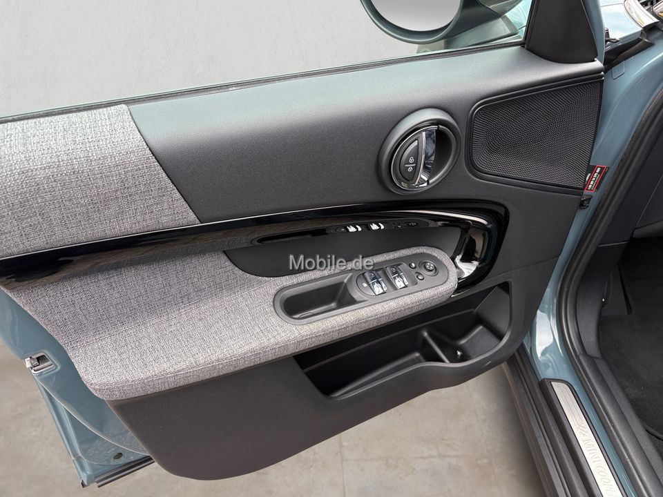 MINI Countryman Cooper S - Samsaru's Car Outlet