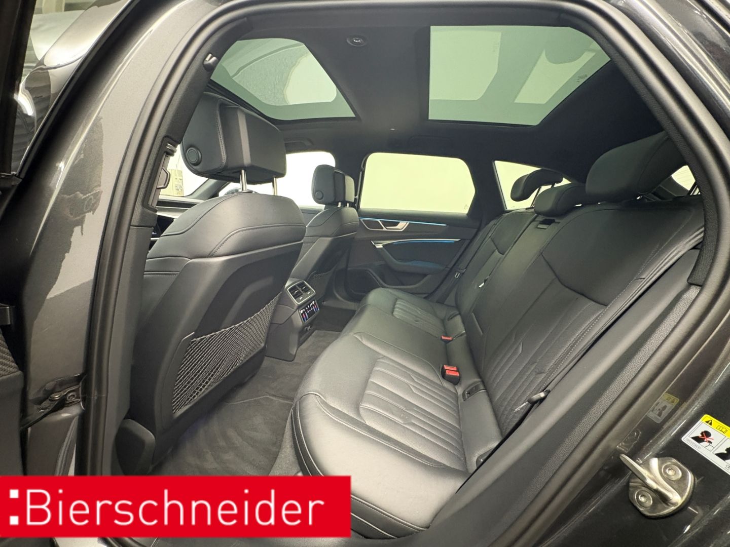 Audi RS6 Avant KERAMIK 305 KM H LASER 21 S-SITZE UMGE