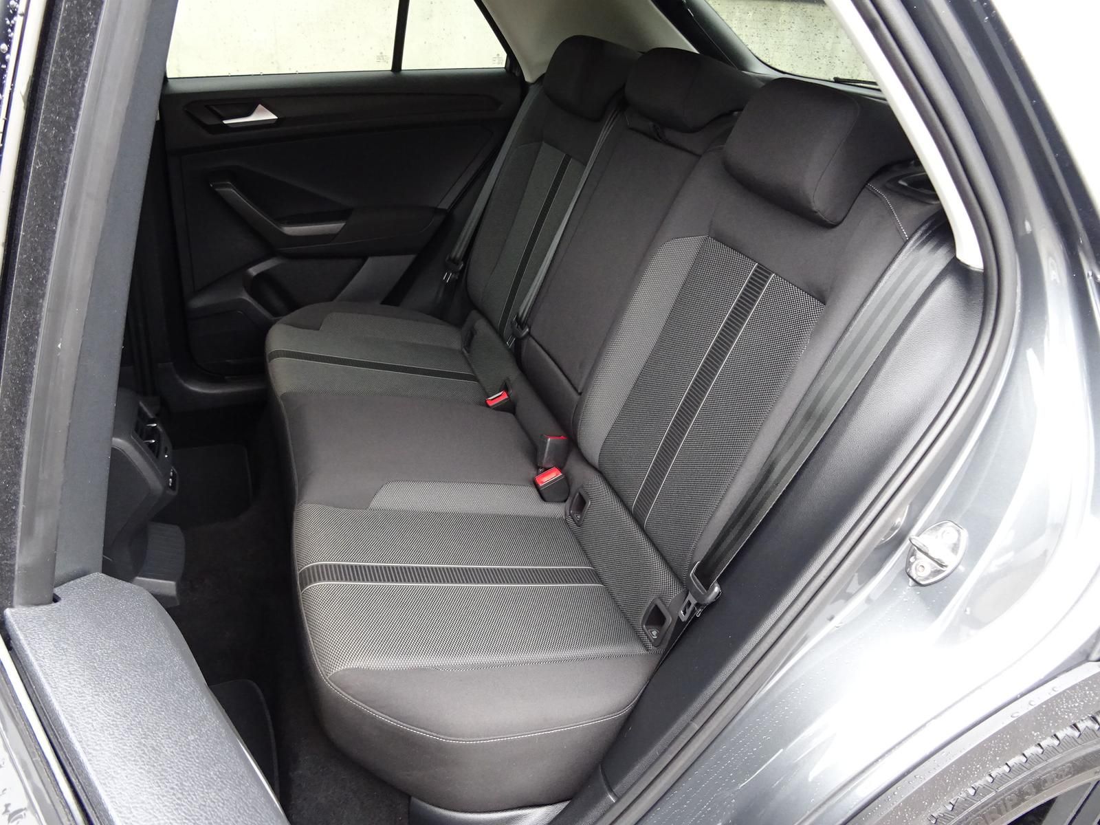 Volkswagen T-Roc 1.5 TSI ACT DSG Life - Samsaru's Car Outlet
