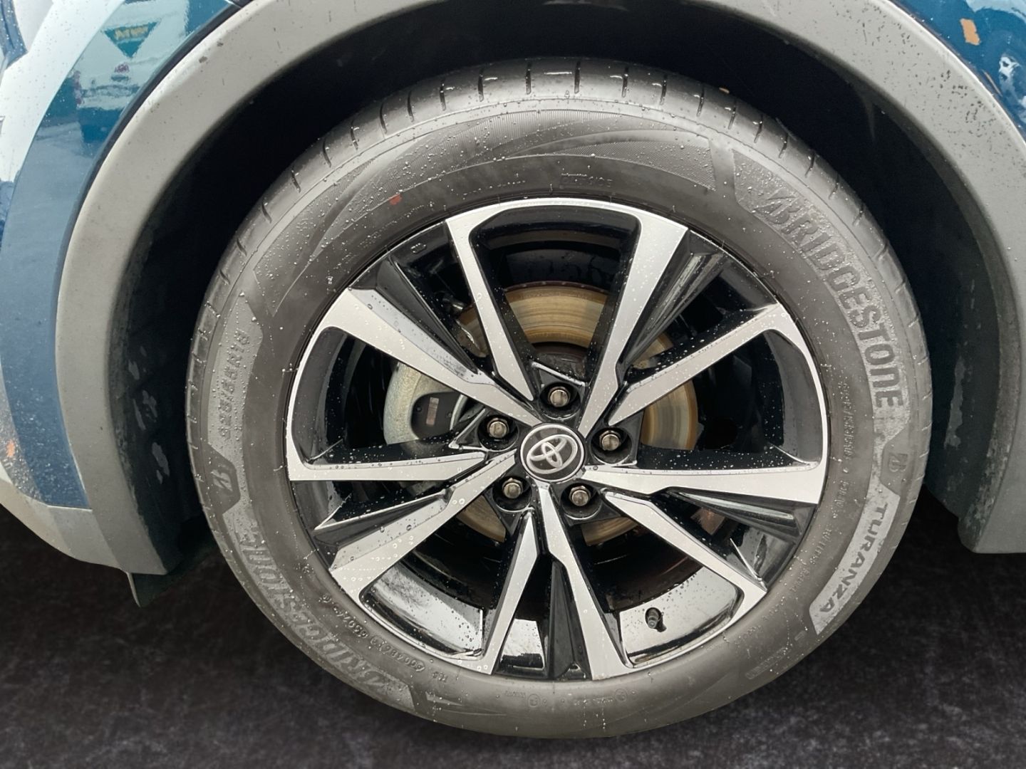 Toyota C-HR 1.8 Hybrid Team D *Technik-Paket*CAM*SHZ*