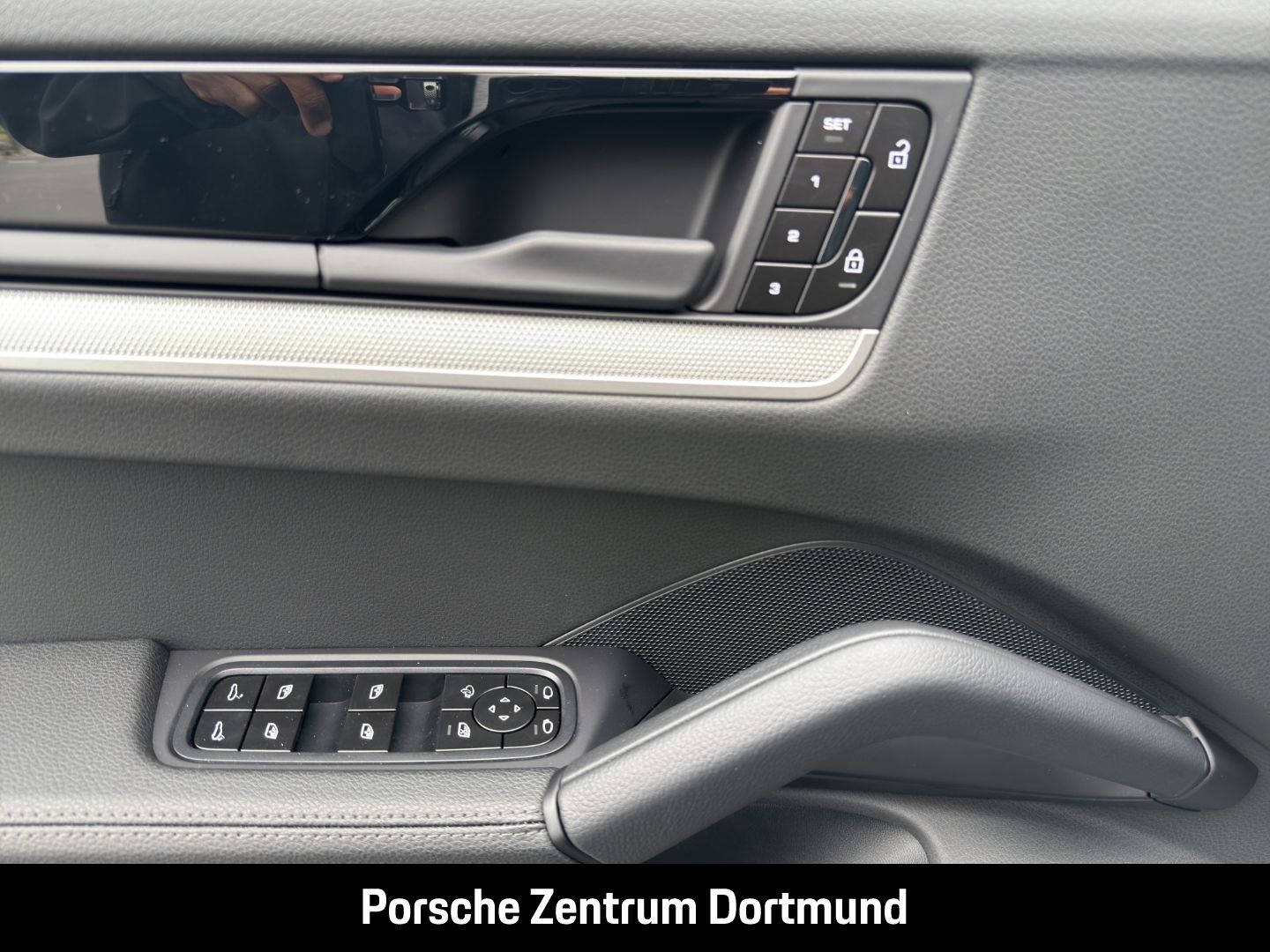 Porsche Cayenne BOSE Surround-View Panorama Luftfederung