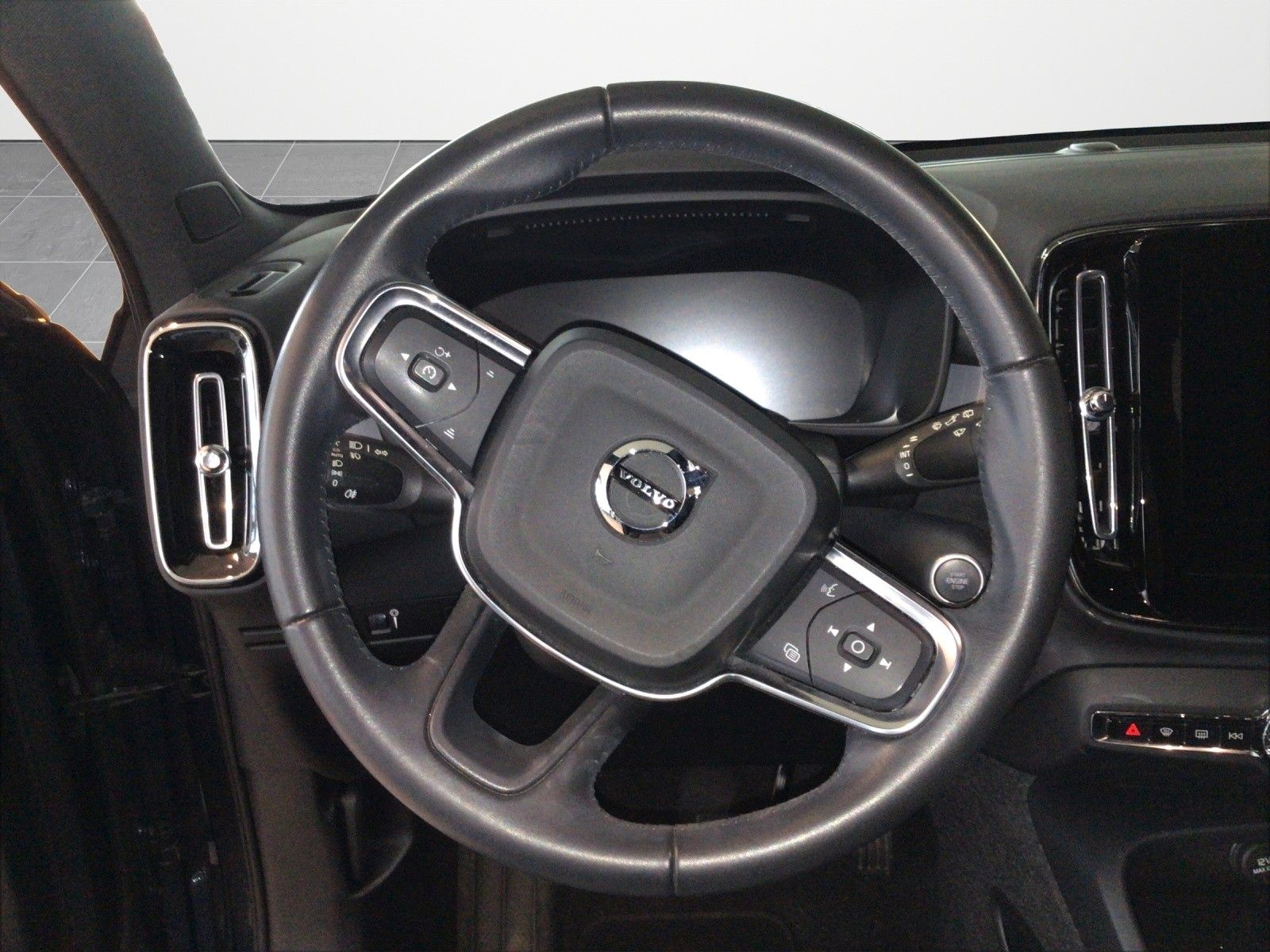 Volvo XC40 B4 Momentum Pro Geartronic