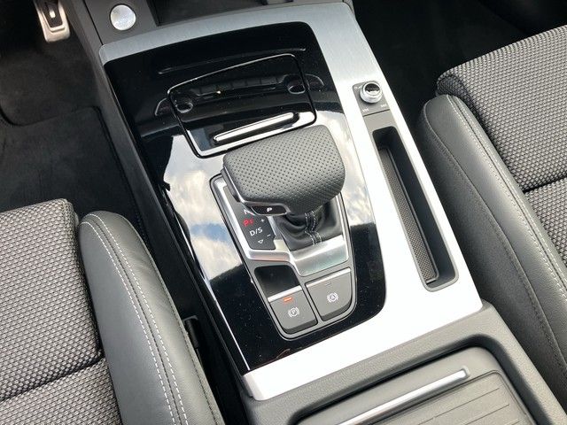 Audi Q5 Sportback 40 TFSI S-tronic S line quattro AHK