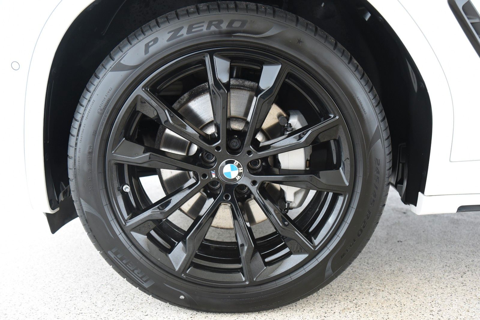 BMW X4 xDrive30d M Sport HUD HiFi LED DriveAss Alarm